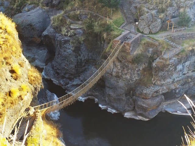 Qeswachaca Inca Rope Bridge & Rainbow Mountain Full-Day Cultural Trek photo 6