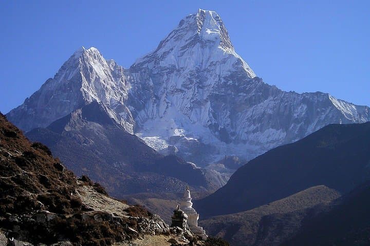 Everest Base Camp Trek: 14-Day Lukla to Kala Patthar Trekking Guide photo 5