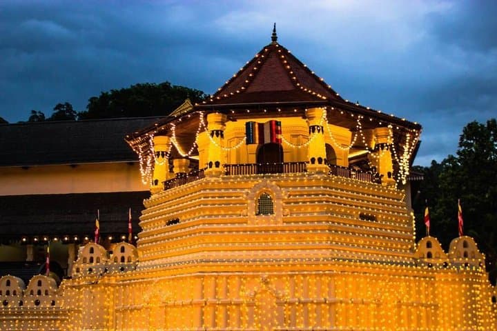 3-Day Private Tour to Kandy, Nuwara Eliya & Sigiriya — Hill Country & Rock Fortress Highlights photo 2