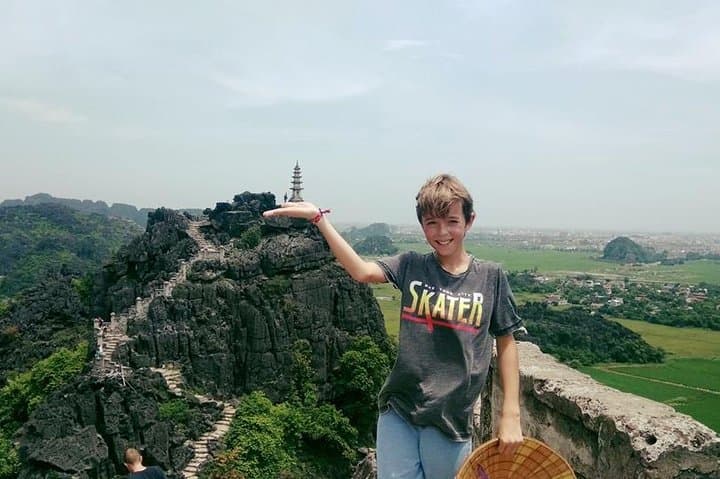 Ninh Binh Day Trip: Hoa Lu, Mua Cave & Tam Coc by Limousine and Bike photo 5