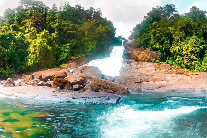 Ratnapura Full-Day Tour: Bopath Ella Waterfall, Gem Mines & Saman Devalaya photo 3