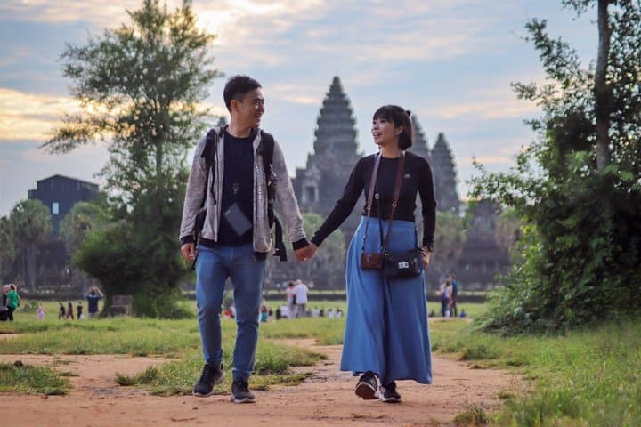 Private Full-Day Angkor Wat Tour: Ta Prohm, Bayon & Phnom Bakheng Sunset photo 2
