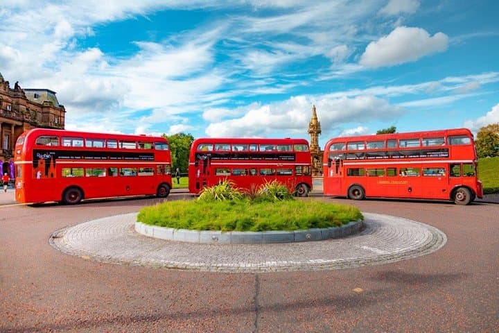 Glasgow Pizza & Prosecco Bus Tour: Evening Dining on a Vintage Red Bus photo 4