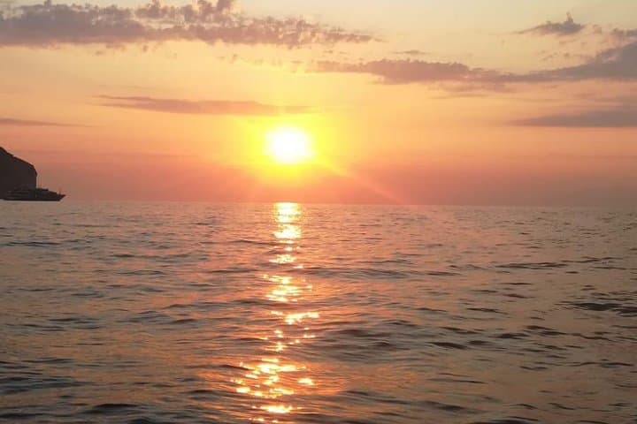 Amalfi Coast Private Sunset Cruise with Prosecco from Praiano photo 3