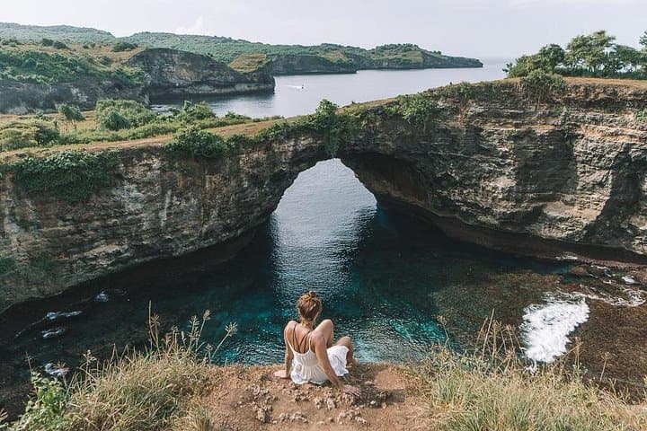 Nusa Penida Instagram Tour: Kelingking, Angel's Billabong & Crystal Bay (Private) photo 2