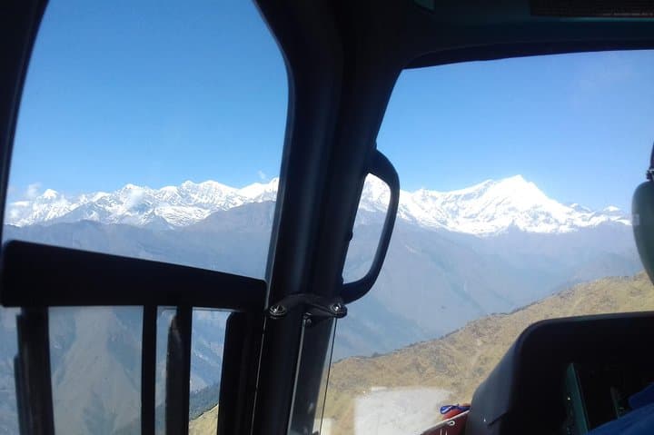 Everest Scenic Flight from Kathmandu: Himalayan Mountain Flight Experience photo 2