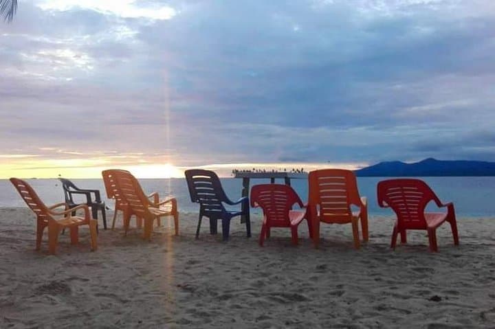 3-Day San Blas Islands Beach & Jungle Tour — Snorkel, Waterfall Hike & Island Cabana photo 4