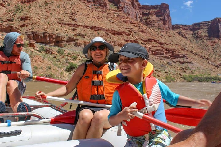 Afternoon Rafting in Moab’s Castle Valley: Class II Waves and Red-Rock Views photo 4