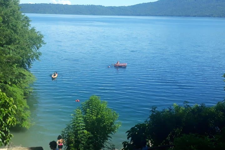 Exploring Nicaragua’s Laguna de Apoyo and Masaya Volcano: A Day of Water, Lava, and Local Culture photo 2