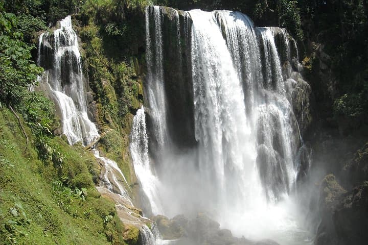 Yojoa Lake and Pulhapanzak Waterfall Day Tour — Taulabe Caves & Ramsar Wetland Adventure