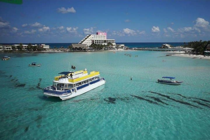 Catamaran to Isla Mujeres: Snorkel, Beach Club & Playa Norte Day Cruise from Cancun