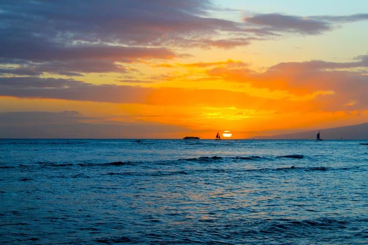 Diamond Head Electric Scooter Sunset Tour — Waikiki Sunset Ride photo 2