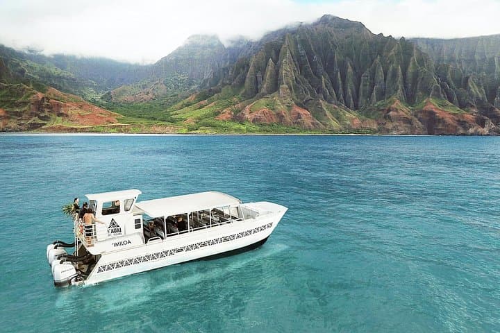 Imiloa Express Nā Pali Snorkel Tour — Fast Catamaran to the Nā Pali Coast photo 1