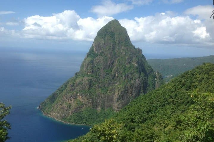 Soufriere Day Tour: Sulphur Springs, Pitons, Diamond Falls & Zipline photo 3