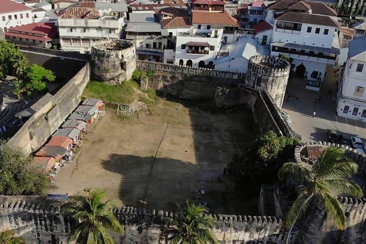 Stone Town Walking Tour: Explore Zanzibar’s Historic Core in 60 Minutes