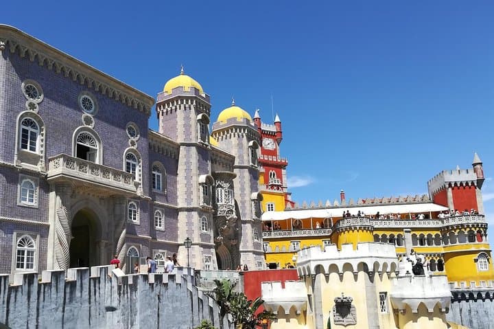 Sintra, Cabo da Roca & Cascais: Private Romantic Day Tour from Lisbon