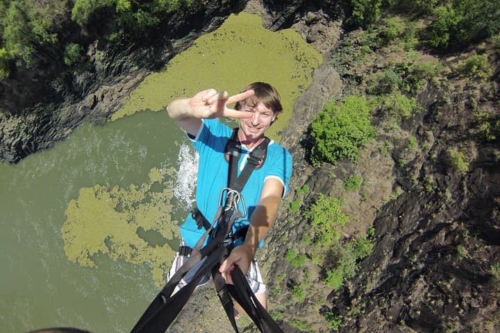 Victoria Falls Zipline Over the Zambezi Gorge — Thrill‑Seekers' Guide photo 4