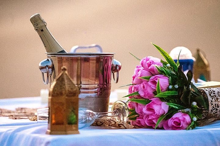 Private Romantic Desert Dinner & Dune Safari in Al Khatim, Abu Dhabi photo 6