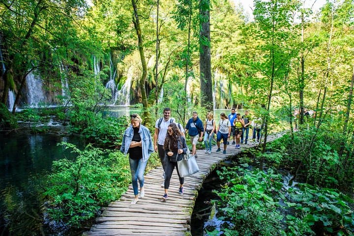 From Split to Zagreb: Full-Day Guided Tour of Plitvice Lakes National Park photo 4