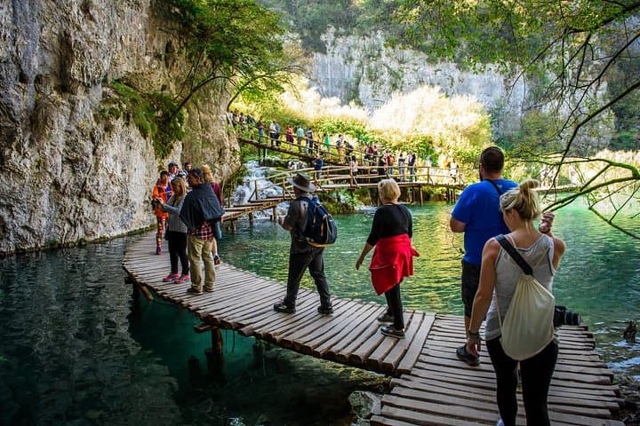 Zagreb to Split Day Transfer: Guided Plitvice Lakes Walk & Waterfall Train-Boat Loop photo 6