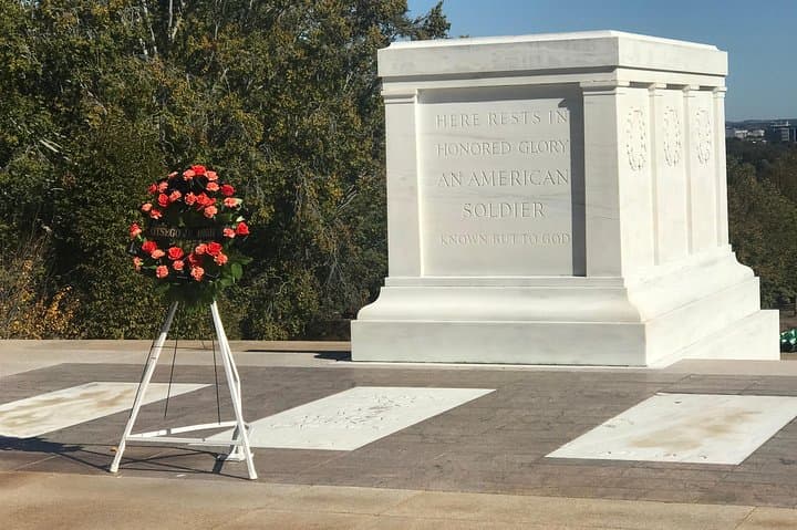 Private US Army & Pentagon Tour: Arlington Cemetery, Fort Myer, and Pentagon by Luxury Car photo 3