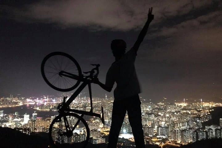 Private Cycling Tour in Sha Tin — Guided Urban & Riverside Ride in Hong Kong photo 4