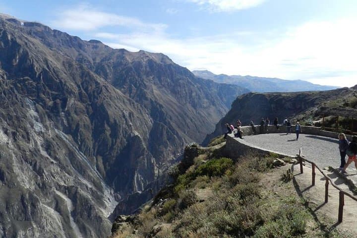 Colca Canyon Arequipa 2-Day Tour: Cruz del Condor & Hot Springs photo 3