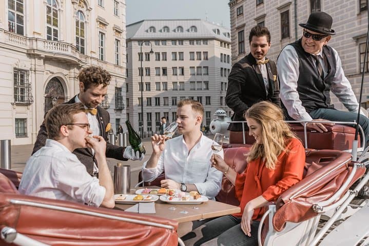 vienna-horse-drawn-carriage-ride-with-sparkling-wine-and-food photo 3