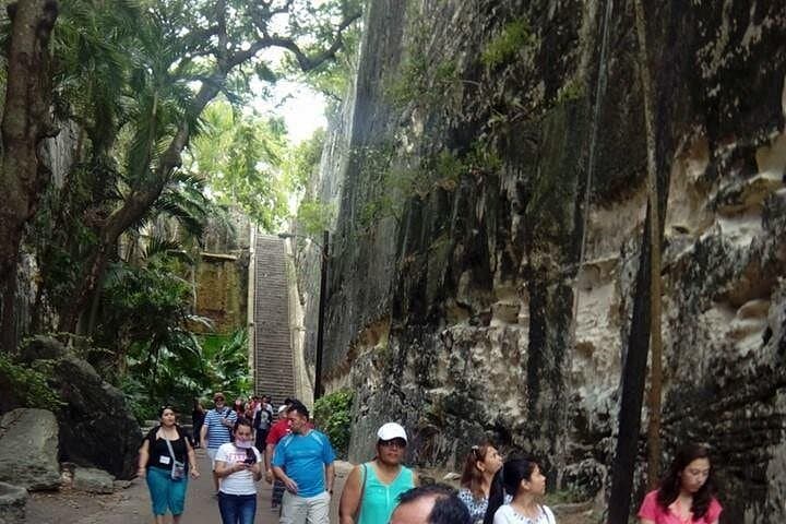 Taste the Real Nassau: Authentic Bahamian Food & History Walking Tour photo 1