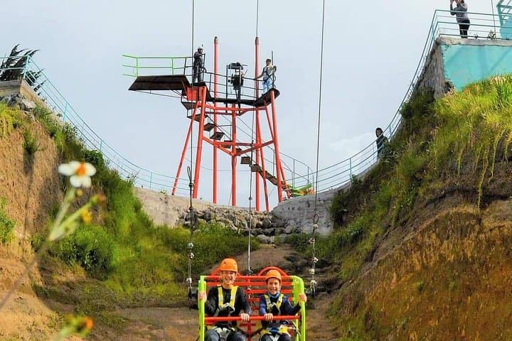 2600m Giant Swing in Baños: Extreme 77m Plunge with City Views photo 3