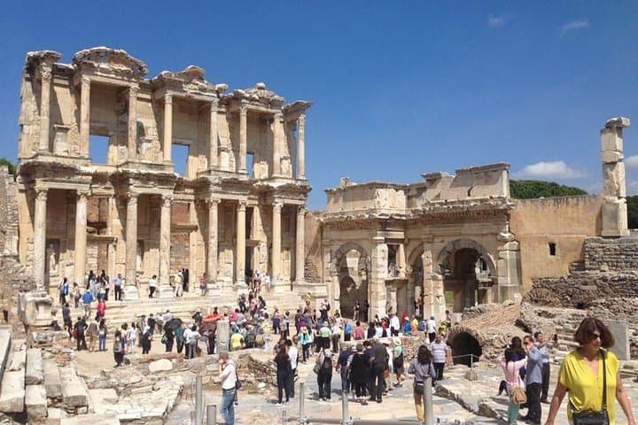 Ephesus Day Tour from Istanbul — Explore Roman Ruins & House of the Virgin Mary