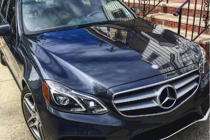 Stress-Free Luxury Transfer From New York City to Newark Airport (EWR) photo 5