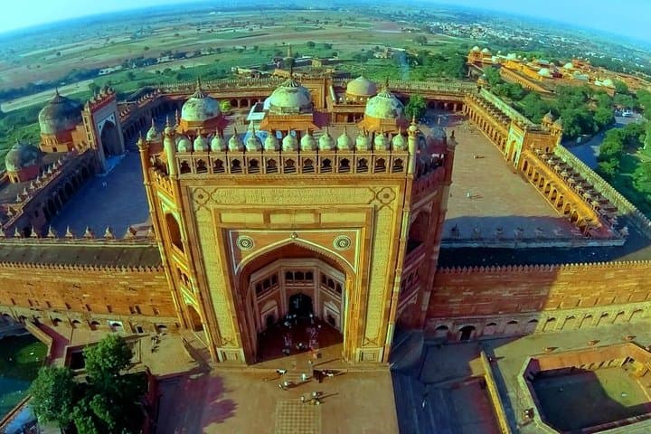 Jaipur to Agra Day Tour: Taj Mahal, Agra Fort & Fatehpur Sikri in One Day photo 3