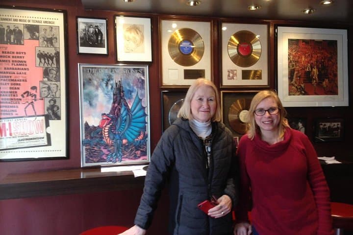 London Rock N Pop Taxi Tour — Private 4‑Hour Music Landmarks Experience photo 4