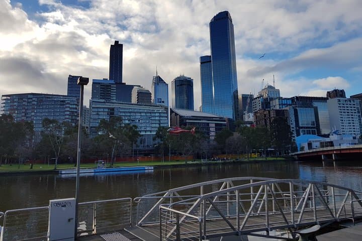 Melbourne Afternoon Sights and Sounds Private Tour — Laneways, Beaches & Markets photo 3