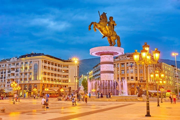 Skopje Walking Tour: Stone Bridge, Old Bazaar & Kale Fortress