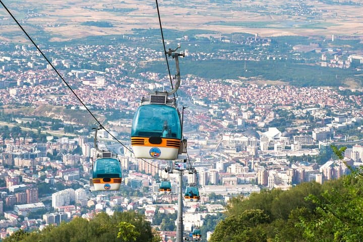 Discover Skopje: Private 2-Hour Walking Tour of Old Bazaar, Stone Bridge & Landmarks