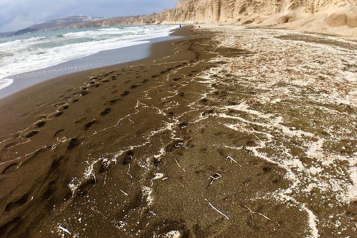 Santorini 5‑Hour Private Sightseeing Tour — Oia, Red Beach & Black Sand Walks photo 4