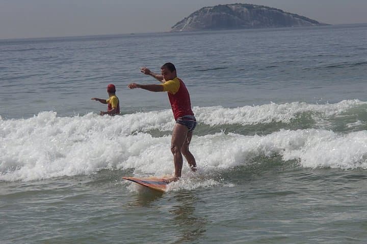 Learn to Surf at Barra da Tijuca: Beginner-Friendly Lessons in Rio de Janeiro photo 4