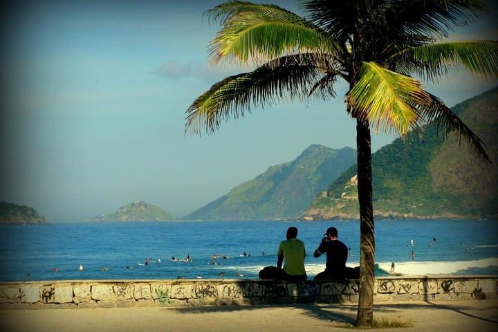 Learn to Surf at Barra da Tijuca: Beginner-Friendly Lessons in Rio de Janeiro photo 6