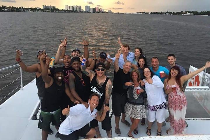 Sunset Cruise in West Palm Beach: Downtown Skyline & Palm Beach Mansions photo 2