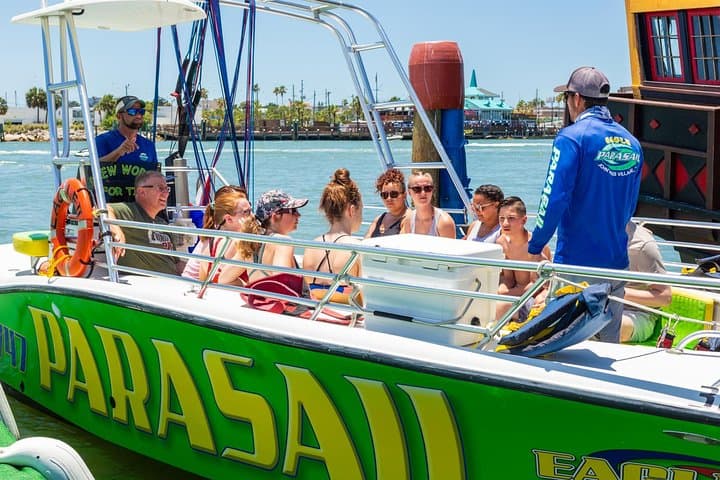 Madeira Beach Parasail Flights — Sky-High Views Over Clearwater Bay photo 4