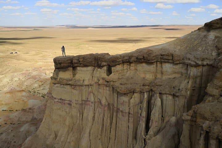 Majestic Gobi Desert Adventure: Khongor Dunes, Flaming Cliffs & Chinggis Khan photo 3