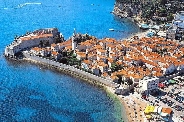 Chasing Sunset Over Budva: Evening Tour with St. Stefan Photo Stop photo 2