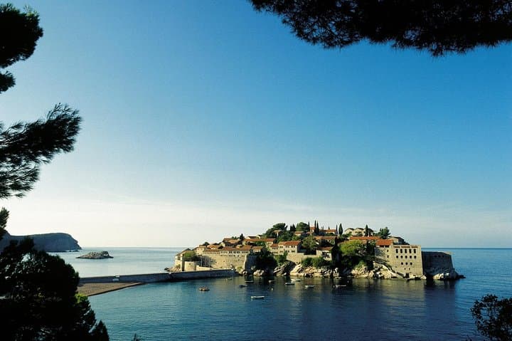 Chasing Sunset Over Budva: Evening Tour with St. Stefan Photo Stop photo 3