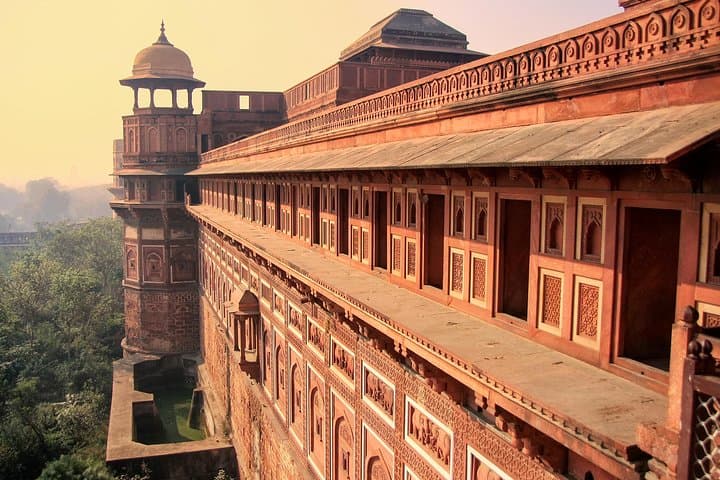 Private 2-Day Agra Tour from Delhi — Taj Mahal & Agra Fort Overnight photo 1