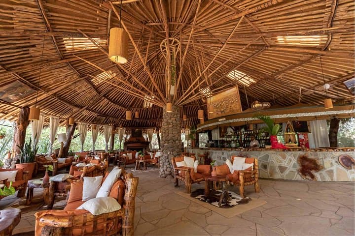 6-Day Amboseli to Tsavo Safari: Mt. Kilimanjaro, Red Elephants & Mzima Springs photo 3