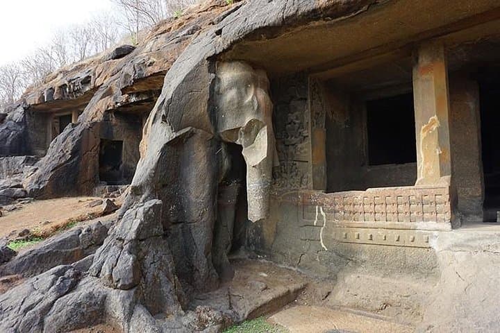 Luxury Treehouse Camping in Raigad — Sahyadri Treehouse Escape Near Tala photo 3