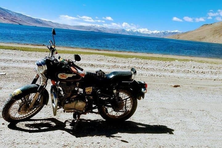 Manali to Ladakh Bike Expedition — Rohtang, Tanglang La & Khardung La Adventure