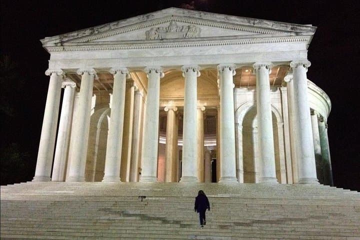 DC Lights Night Tour: Monuments by Night in Washington, D.C. photo 4